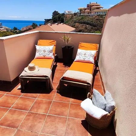 Daire 2bdr Penthouse, Terrace, Bbq, Pools And Sea View In