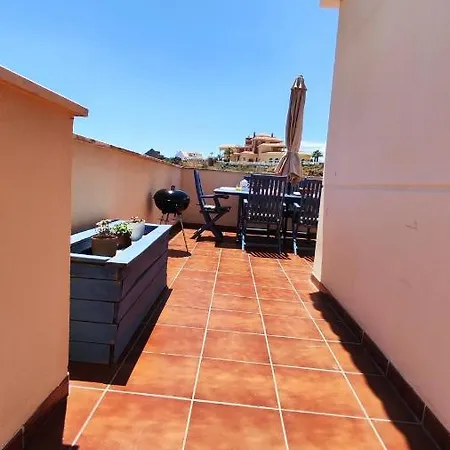 Daire 2bdr Penthouse, Terrace, Bbq, Pools And Sea View In *